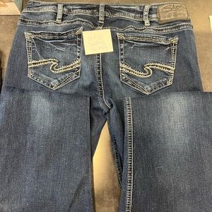 Silver jeans Tuesday low flare 32x32
